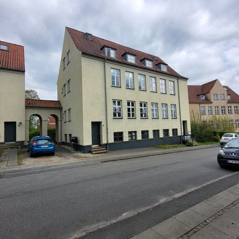 Flot indflytningsklar 2V lejlighed centralt i Kolding