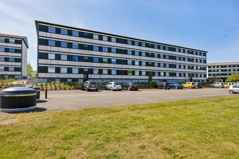 Indflytningsklar 2 værelses lejlighed med sydvendt altan og udsigt til grønne områder i Korsør