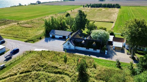 LANDLIG IDYL, PLADS OG MULIGHEDER